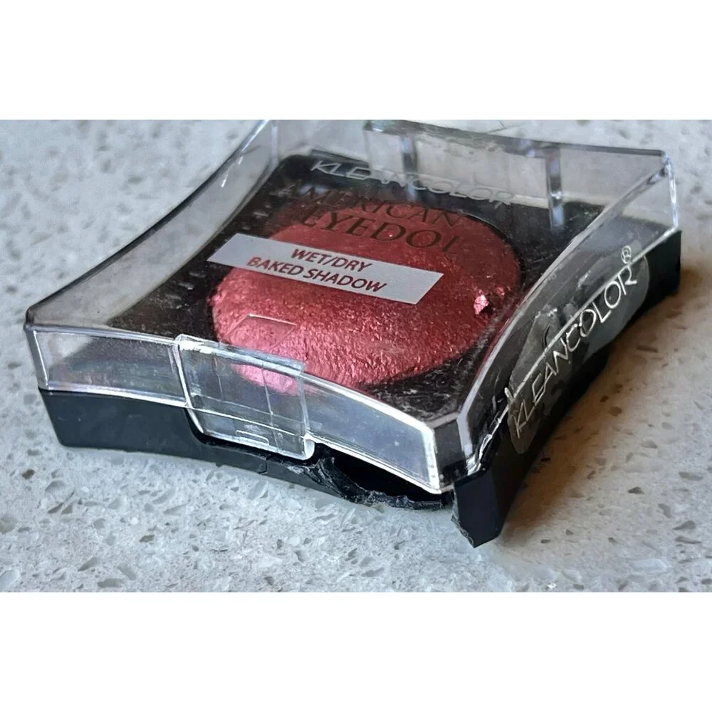 Kleancolor American Eyedol Wet/Dry Baked Eyeshadow Set Burgundy & Fuchsia